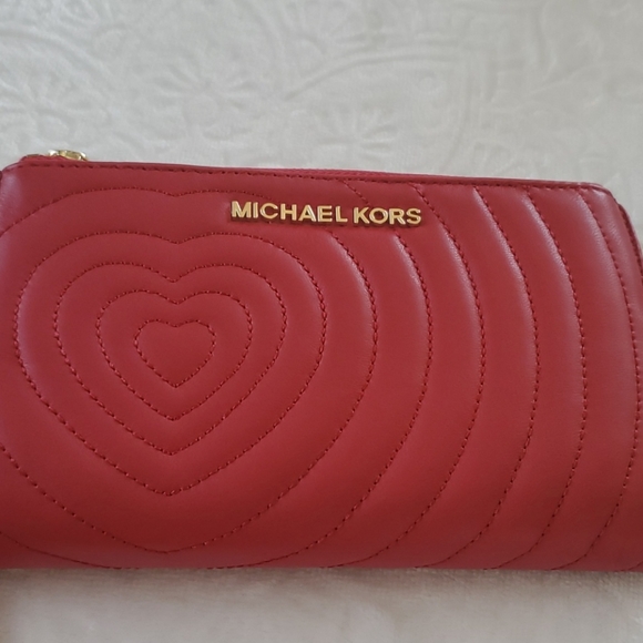 MK Red Heart Scarlet Double Zip Wallet Leather W. - Picture 2 of 12